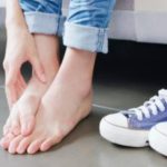 TIPS FOR HEALTHY FEET AND SHOE HYGIENE￼