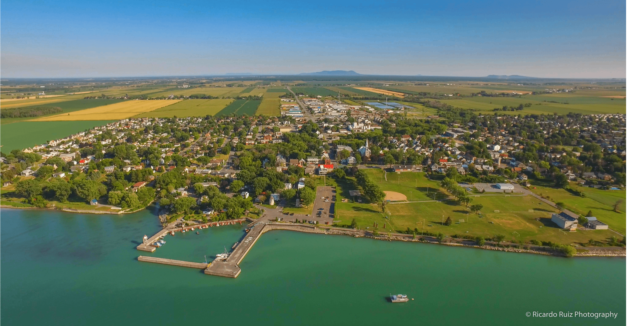 LR_village-aerien_Ricardo-Ruiz